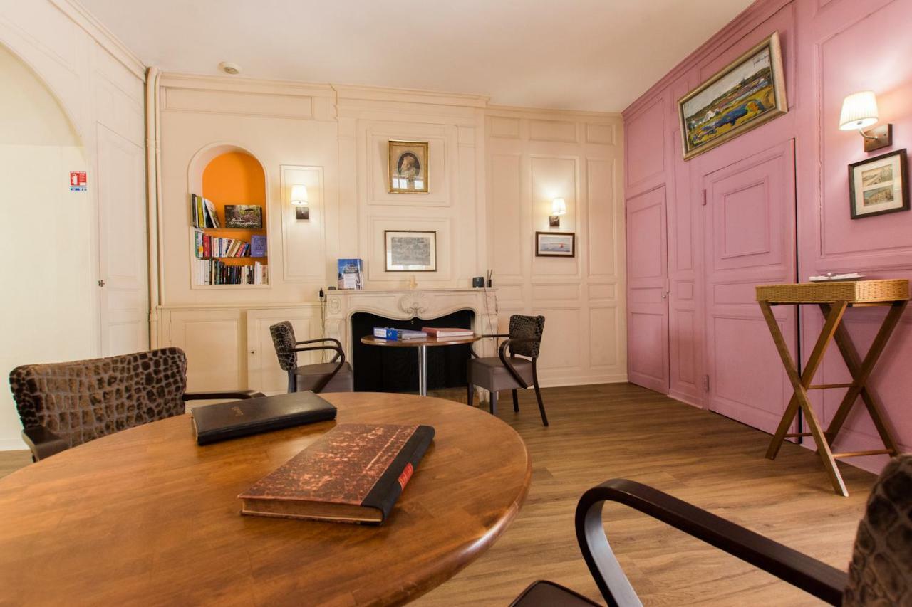 Logis Hotel Le Vert Galant La Flèche Exteriér fotografie